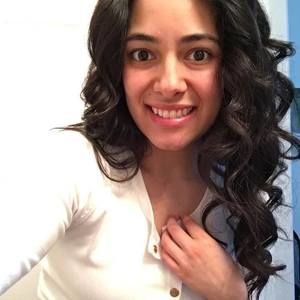 Meet your Posher, Crystal